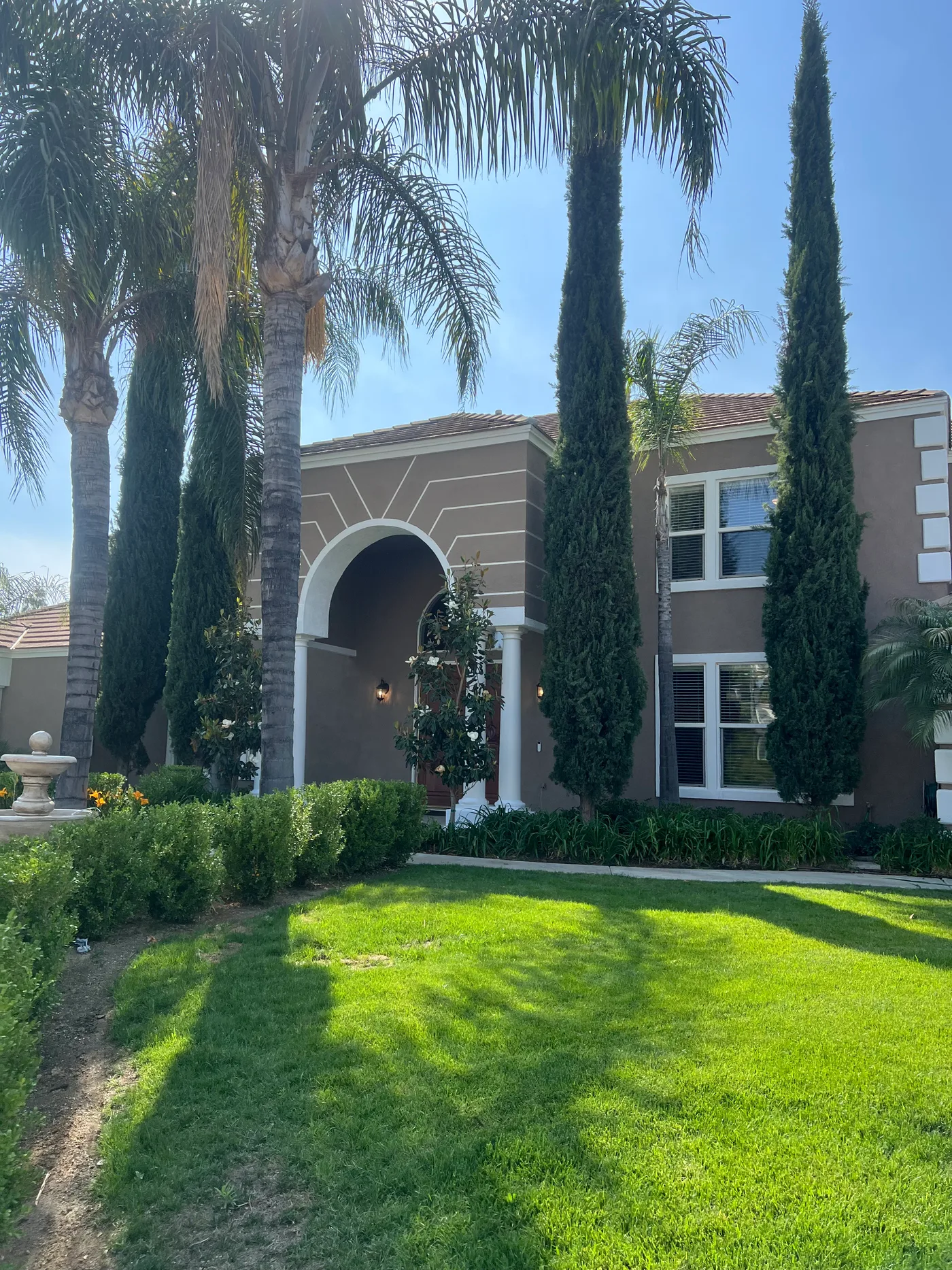 South Pasadena period home exterior painted by Ivan's Pro Painting